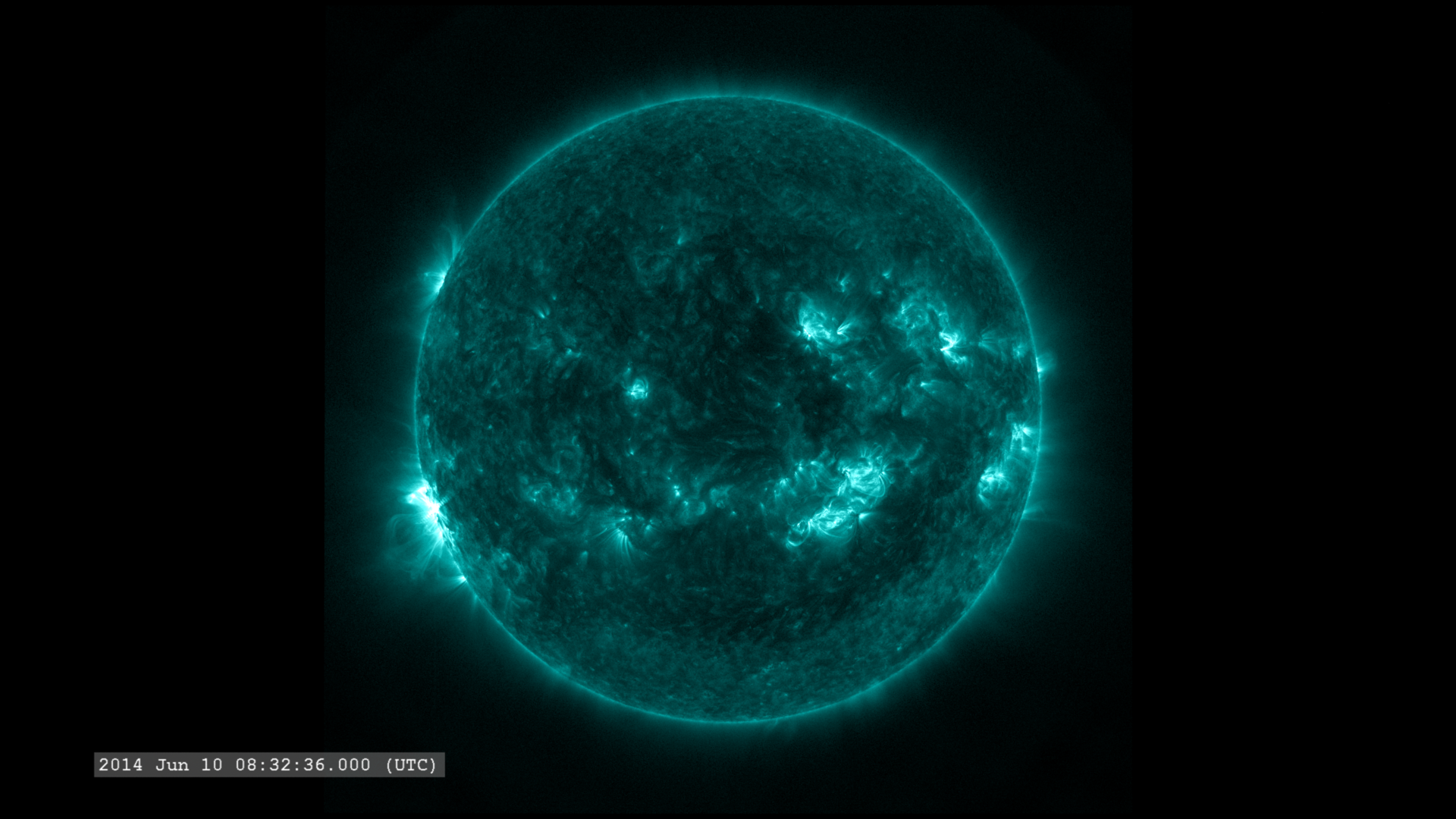 Full disk HD movie in the SDO 131 &aring;ngstrom filter.
