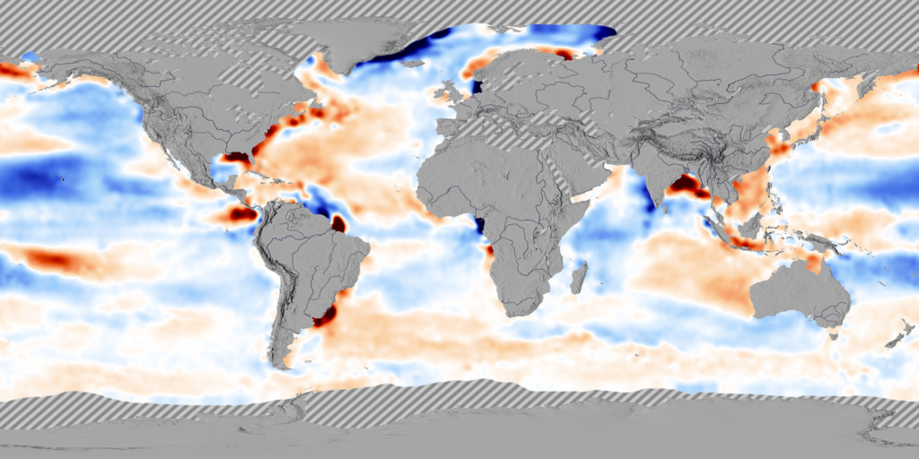 This data visualization shows the areas where sea surface salinity has increased (depicted in red) and descreased (depicted in blue) over ten years (2011 to 2021).
