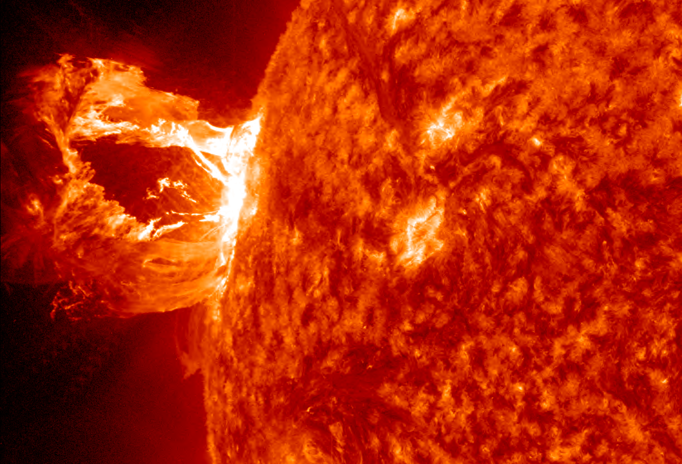 Preview Image for Big Blast—April 16th Flare and CME
