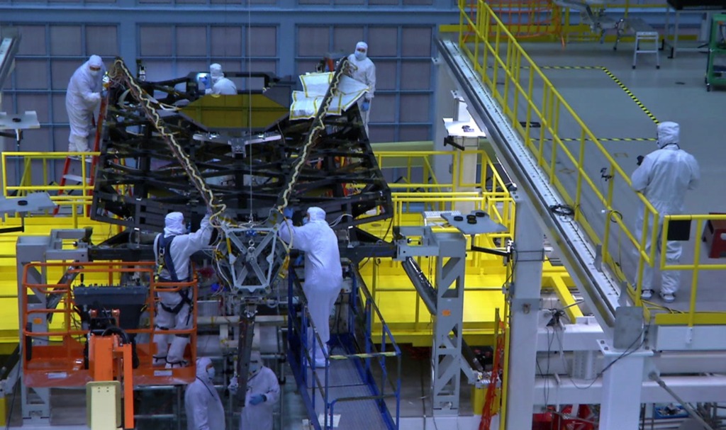 B-roll video of engineers stowing the Webb Telescope’s Secondary Mirror Support Structure and Secondary Mirror in preparation for shipping. 