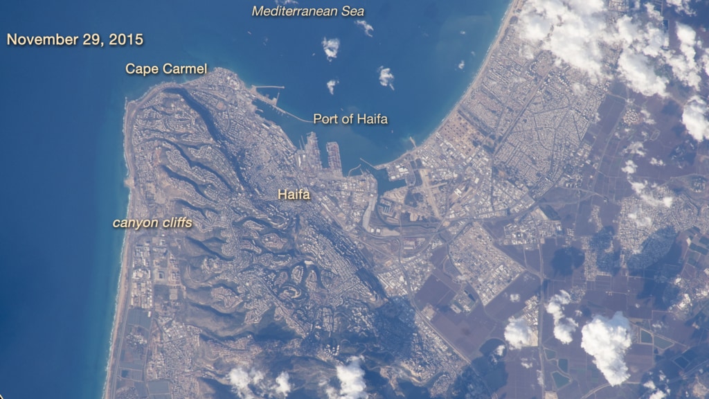 Day and night ISS astronaut photos of Haifa, Israel